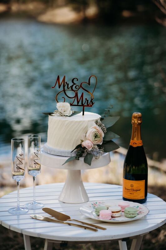 Colorado-elopement-cake