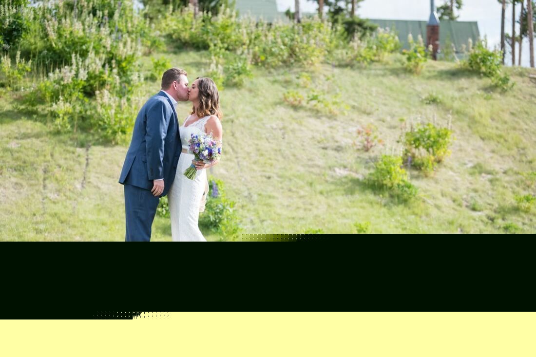bride groom first look