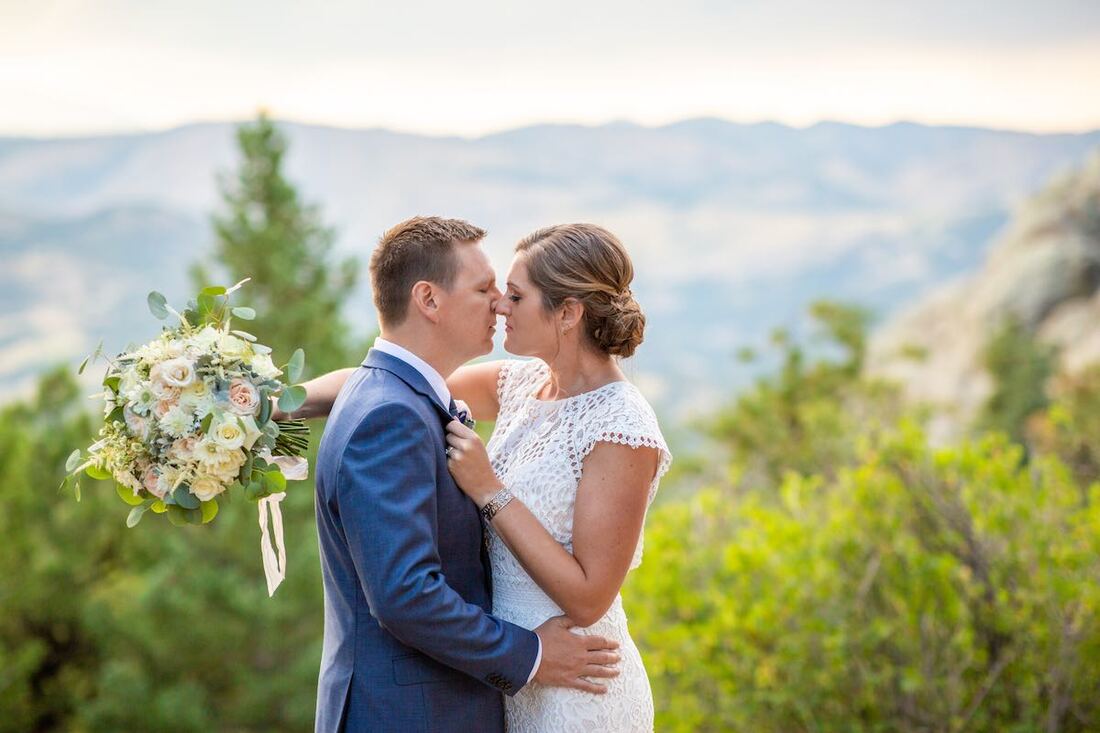 Intimate Colorado wedding