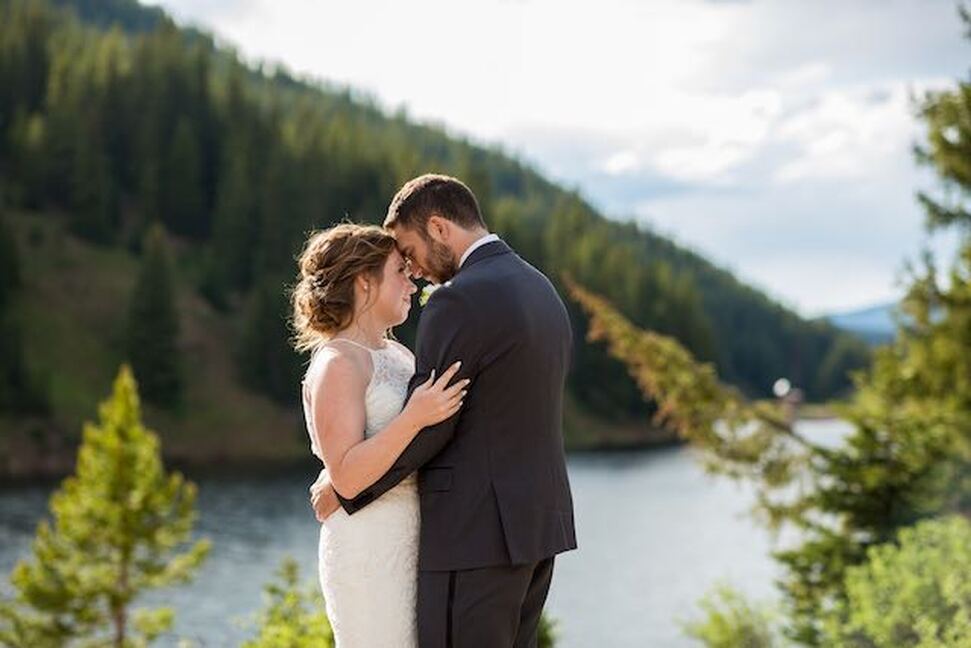 Intimate Colorado wedding