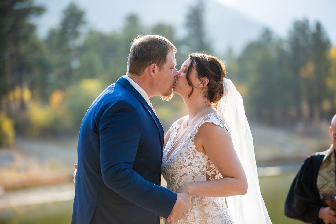 intimate weddings in colorado