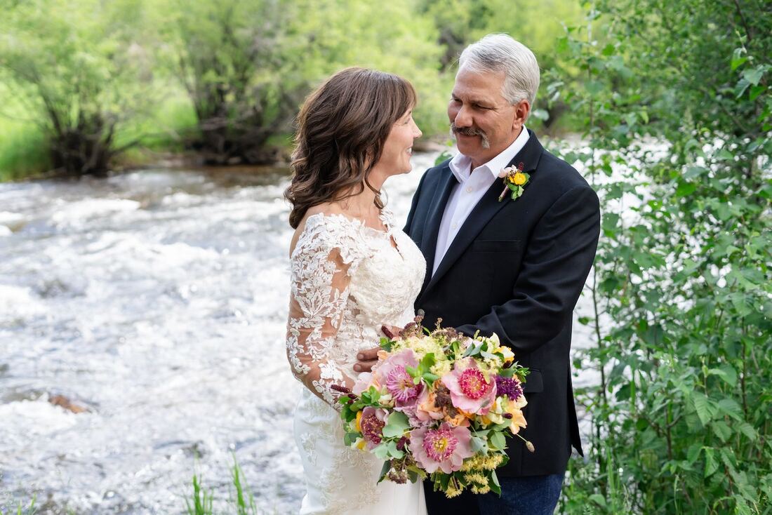 elope-in-colorado-packages