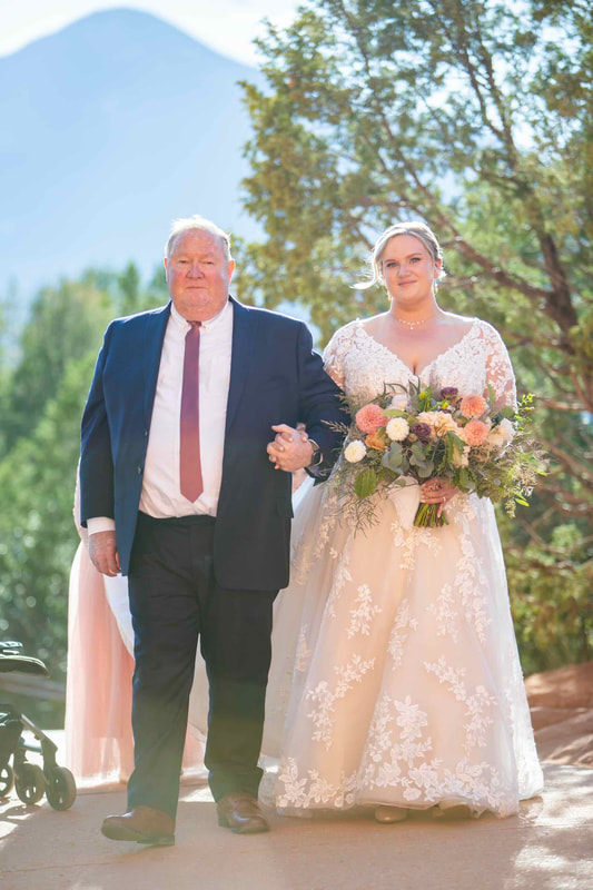 garden-of-the-gods-wedding