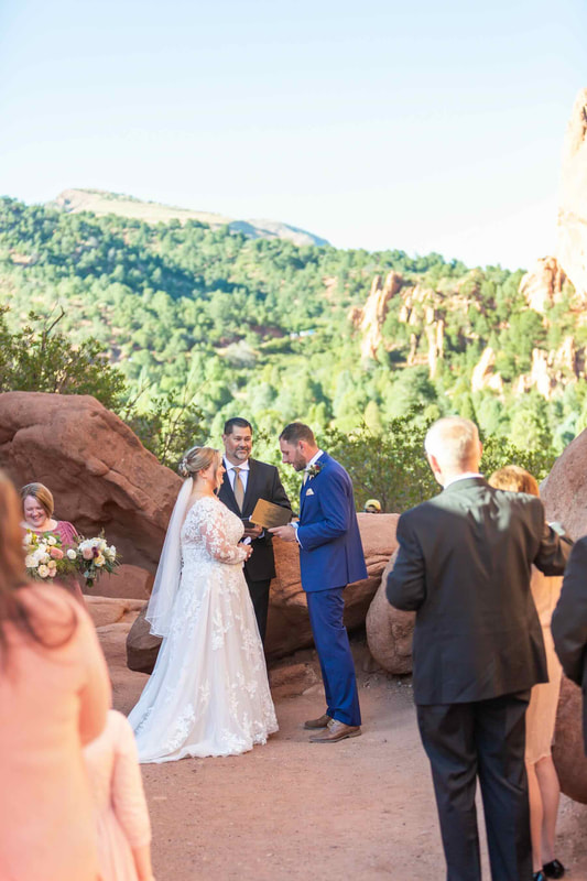 garden-of-the-gods-wedding
