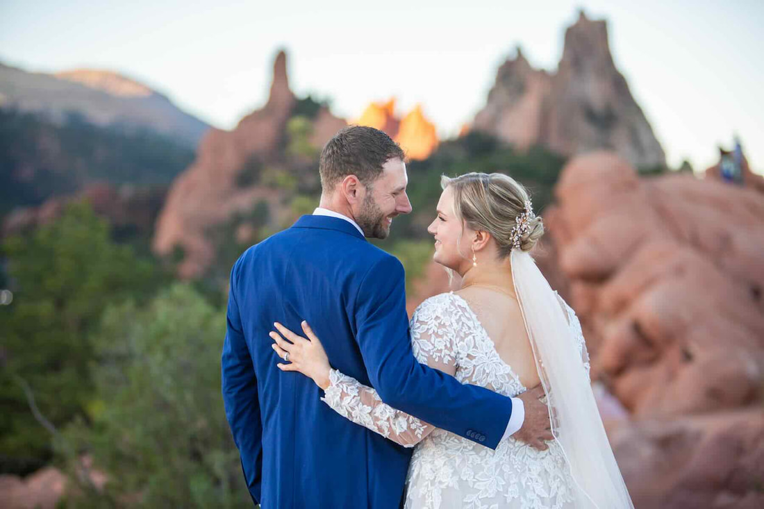 garden-of-the-gods-wedding