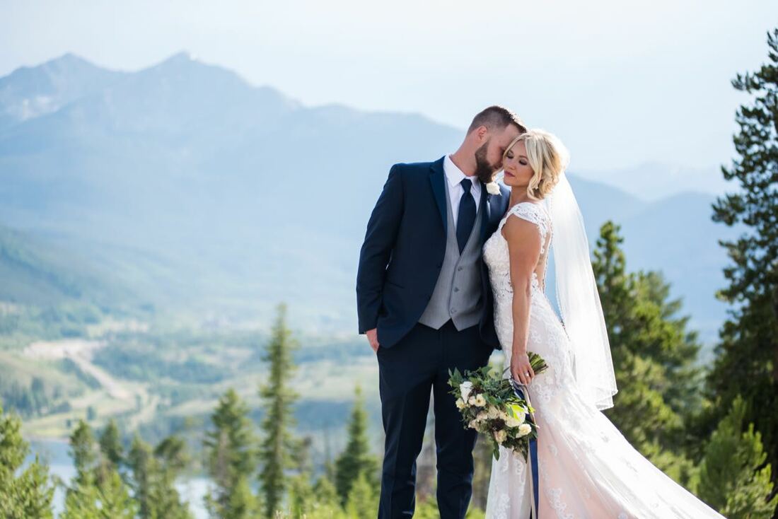 Sapphire Point wedding