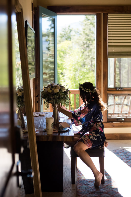 small intimate wedding pacakge bouquet