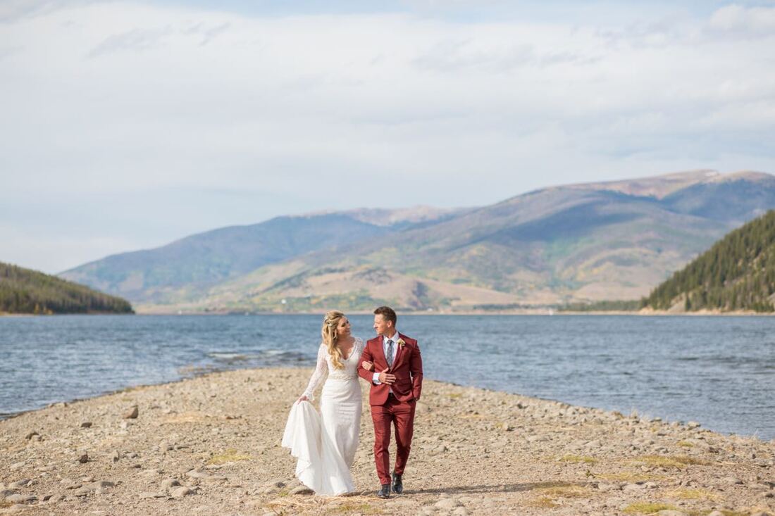 Intimate Colorado wedding