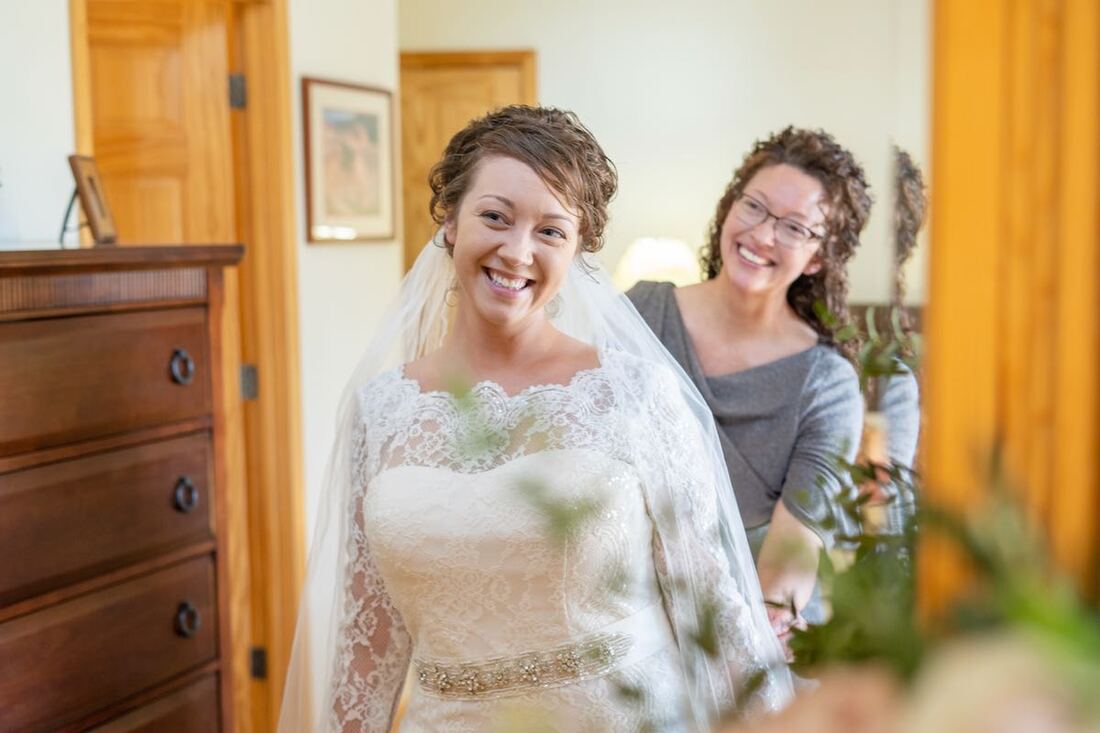 Custom weddings of Colorado