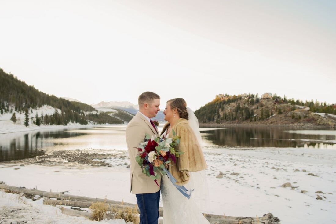 Intimate Colorado wedding