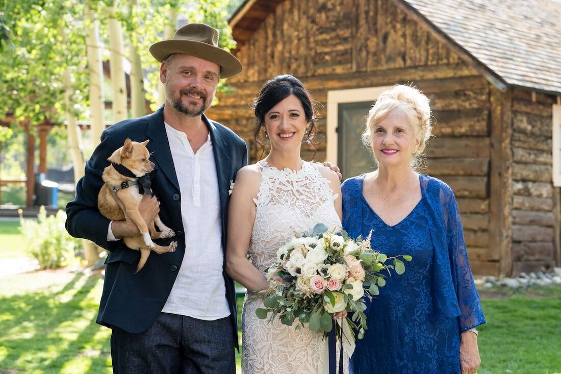 pink wedding bouquet