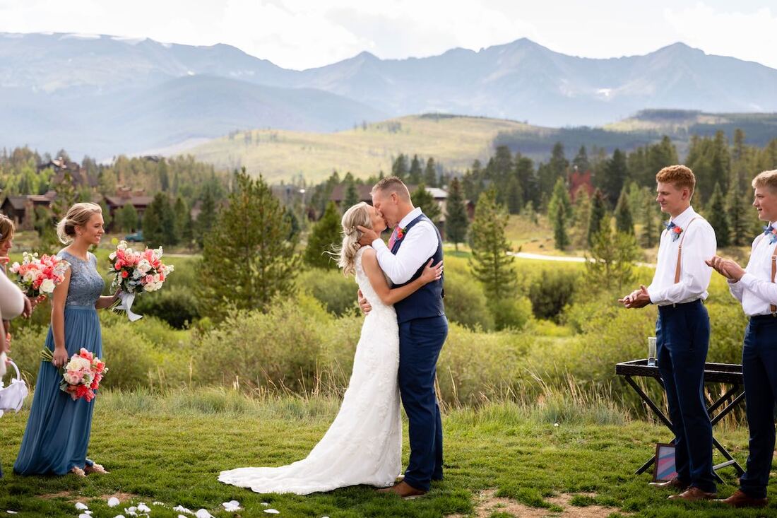 Intimate Colorado wedding