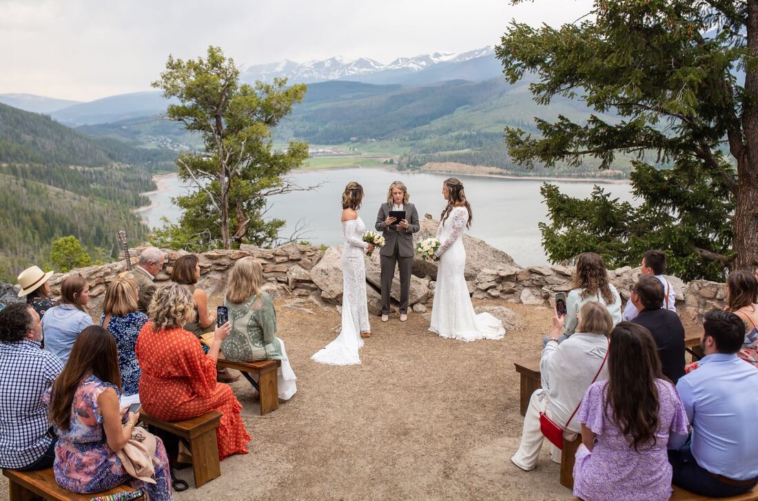 benches-for-rent-wedings