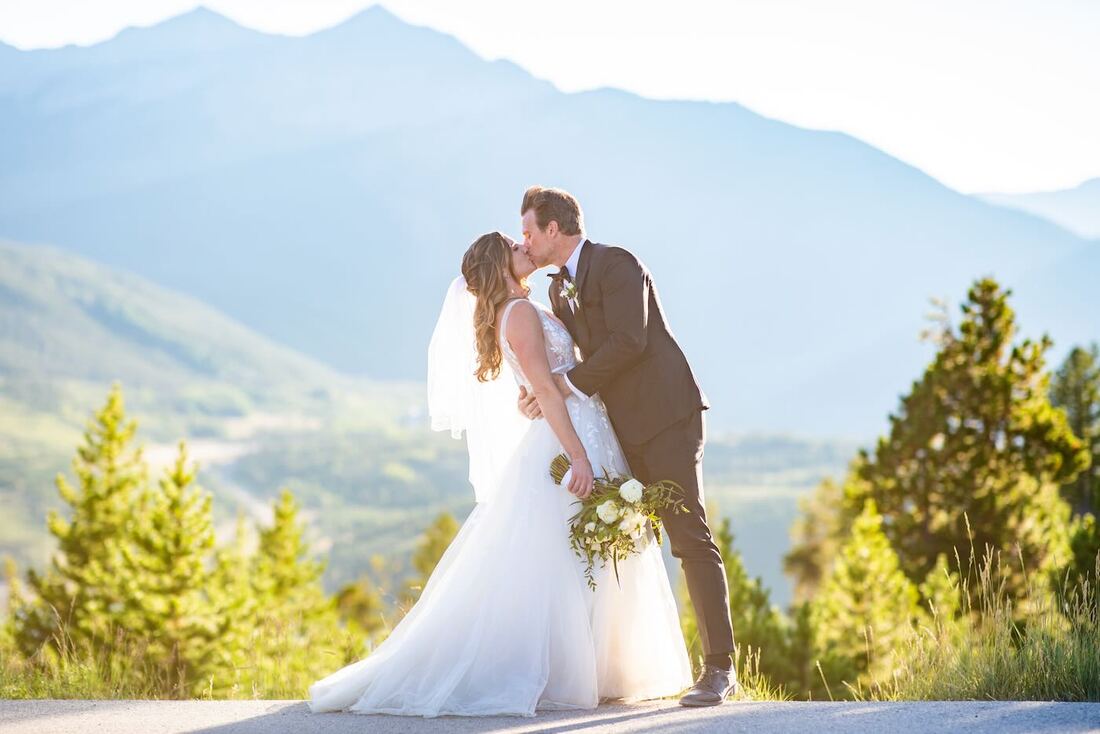 micro-wedding-package-colorado