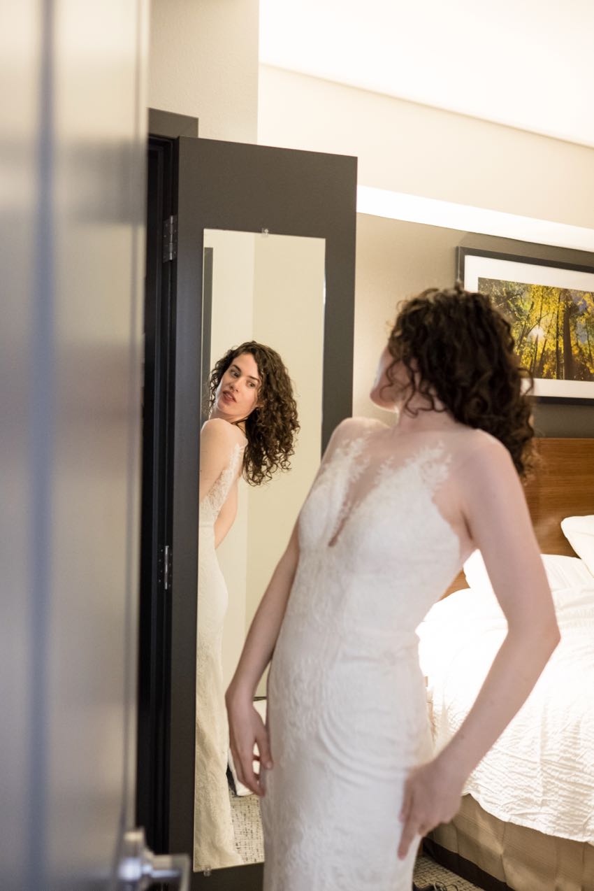 wedding getting dressed