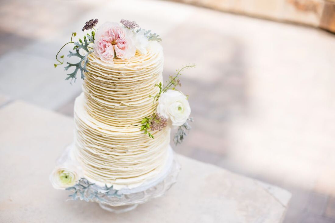 wedding cakes colorado