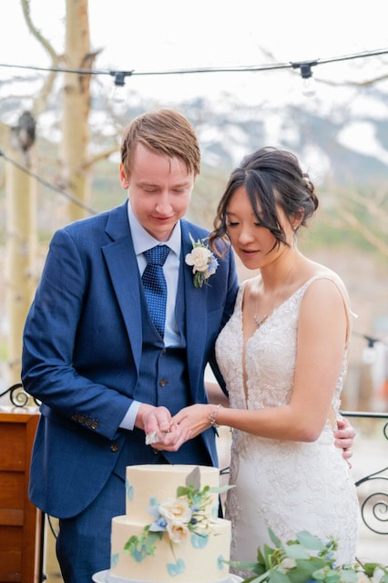 colorado-elopement-cake