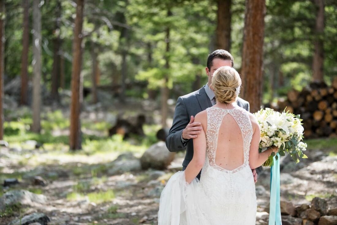bride groom first look